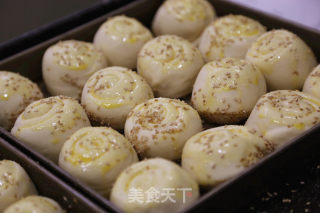 蜂蜜脆底小餐包的做法步骤：21