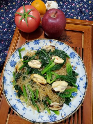 青口菠菜拌粉丝的做法步骤：21