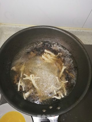 酸辣汤的做法步骤：7