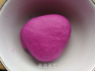 双色火龙果心形馒头的做法步骤：3