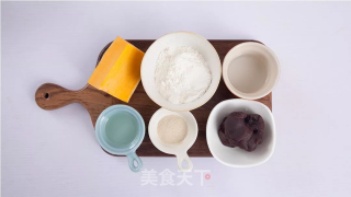南瓜开花豆沙包的做法步骤：1