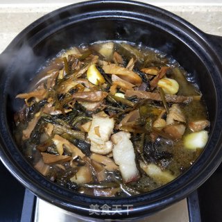 五花肉咸菜笋干煲的做法步骤：8