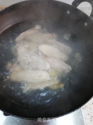 香卤鸭翅的做法步骤：1