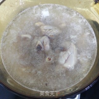 红烧鸡腿的做法步骤：1