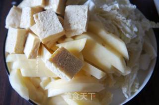 白菜炖冻豆腐的做法步骤：3