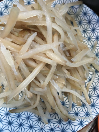 “咸菜”素炒咸菜丝的做法步骤：4