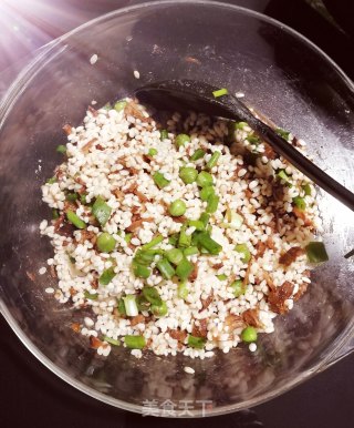 牛肉烧麦????????的做法步骤：1