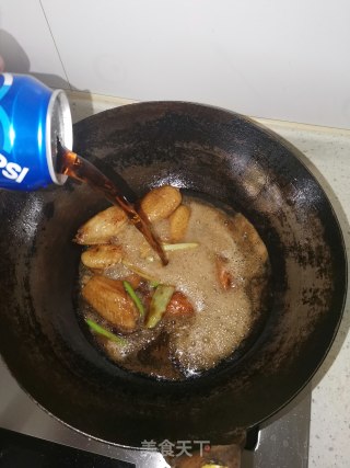 可乐鸡翅的做法步骤：4