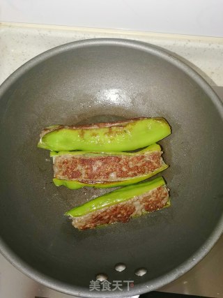 青椒酿肉的做法步骤：8