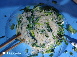 菠菜拌粉丝的做法步骤：6