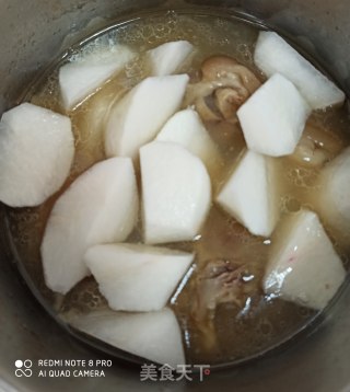 炖大骨萝卜汤的做法步骤：4