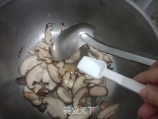 香菇炖豆腐的做法步骤：6