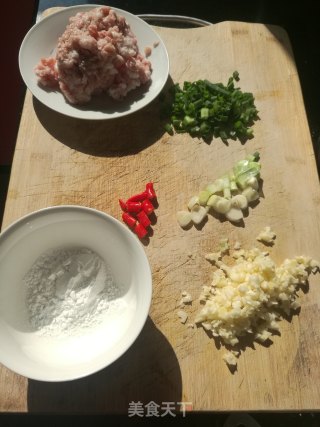 肉沫粉丝金针菇的做法步骤：3