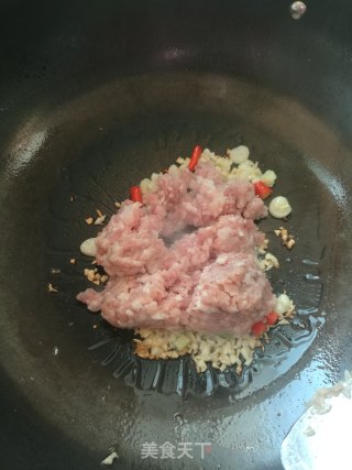 肉沫粉丝金针菇的做法步骤：10