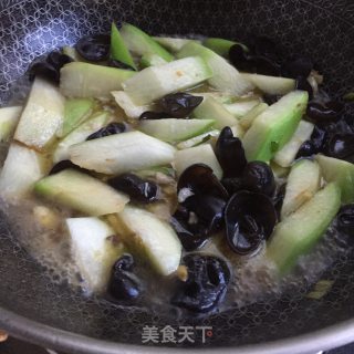 骨汤炖萝卜的做法步骤：7