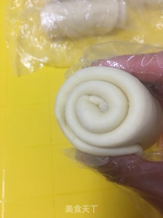 中种牛奶甜吐司的做法步骤：11