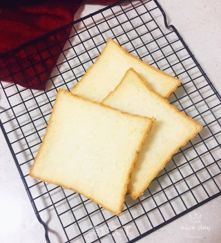 中种牛奶甜吐司的做法步骤：16