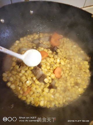 锅烧炒玉米粒的做法步骤：6