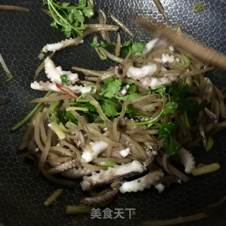 “咸菜”长腿蛸炒咸菜的做法步骤：18