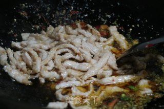 青椒肉丝的做法步骤：7
