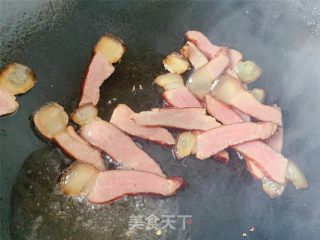 笋干炖腊肉的做法步骤：4