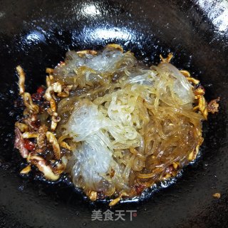 鸡蛋韭菜炒粉条的做法步骤：7