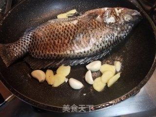 糖醋罗非鱼的做法步骤：6