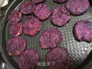 黄金南瓜饼的做法步骤：6