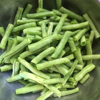 麻香豆角的做法步骤：3