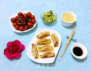 #花样面食#猪肉韭菜锅贴的做法步骤：13