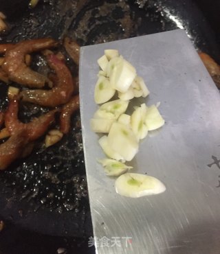 红焖虾干的做法步骤：9