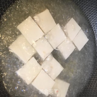 茼蒿豆腐汤的做法步骤：6