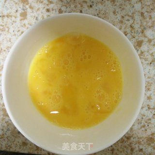 蒜苗炒鸡蛋的做法步骤：4