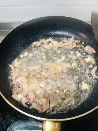 榨菜丝炒肉的做法步骤：6