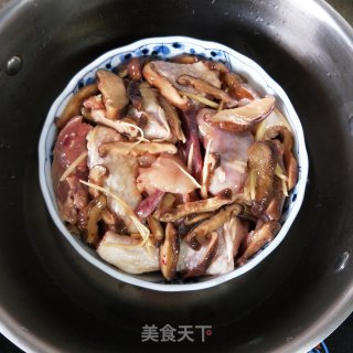香菇滑鸡的做法步骤：5