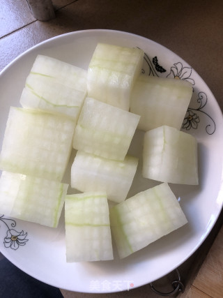 红烧冬瓜的做法步骤：1