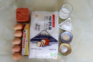 太阳蛋吐司的做法步骤：1