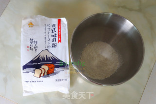 太阳蛋吐司的做法步骤：4