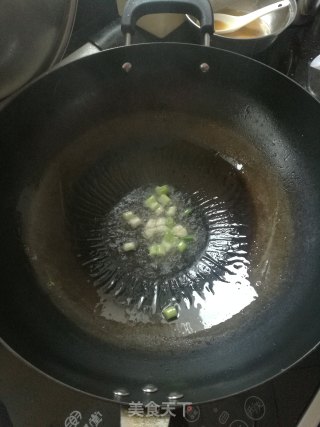 肉末双菇豆腐煲的做法步骤：6