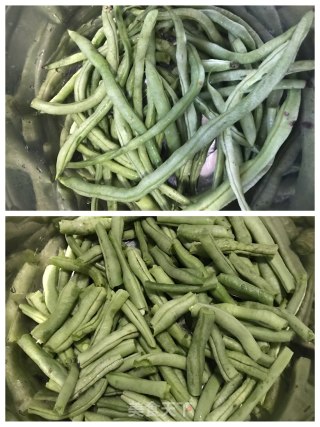 蒜香豆角的做法步骤：1