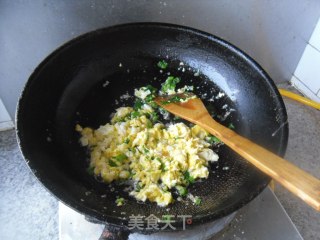 鸡蛋酱炒饭的做法步骤：5