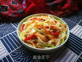 胡萝卜豆芽芹菜炒河粉的做法步骤：12