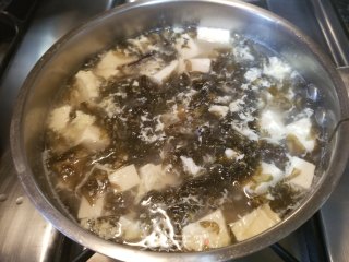紫菜豆腐蛋花汤的做法步骤：6