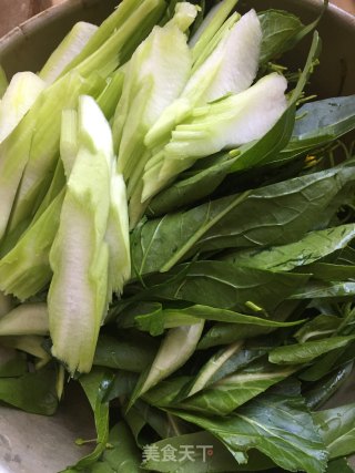 蒜蓉炒迟菜心的做法步骤：2