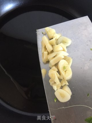 蒜蓉炒迟菜心的做法步骤：4