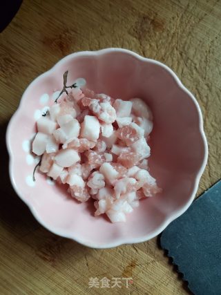 香芹炒干虾仁的做法步骤：2