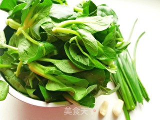 素炒小青菜的做法步骤：1
