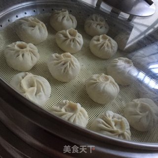 白菜鲜肉包的做法步骤：9