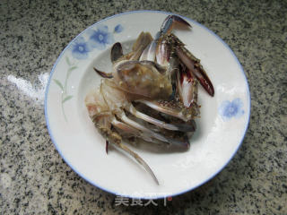 青菜螃蟹煮面鱼的做法步骤：2
