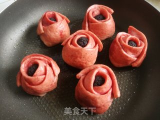 生煎火龙果玫瑰花的做法步骤：13